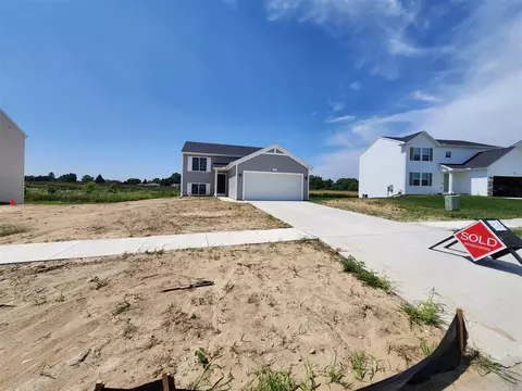 216 Vansen, Kent City, MI 49330