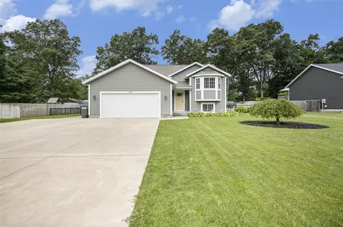 1055 Brian, Muskegon, MI 49442
