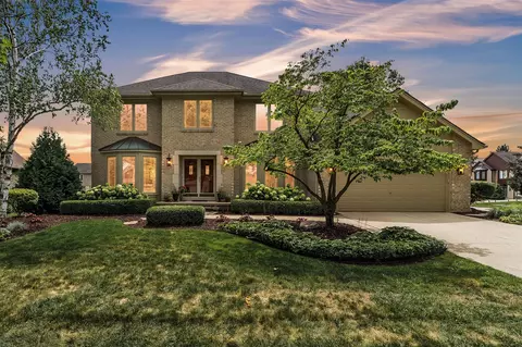 37517 Kingsburn, Livonia, MI 48152