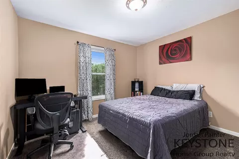 Bedroom - 2206 Maplerow, Grand Rapids, MI 49534 photo 3 of 3