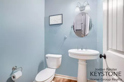 Bath - 2206 Maplerow, Grand Rapids, MI 49534 photo 1 of 3