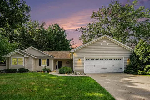 9468 Lightwood, Richland, MI 49083