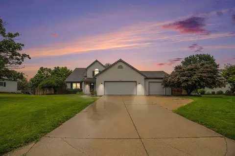2460 Meadow, Zeeland, MI 49464