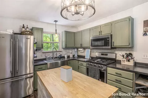 Kitchen - 898 S Woodside, White Cloud, MI 49349 photo 2 of 5