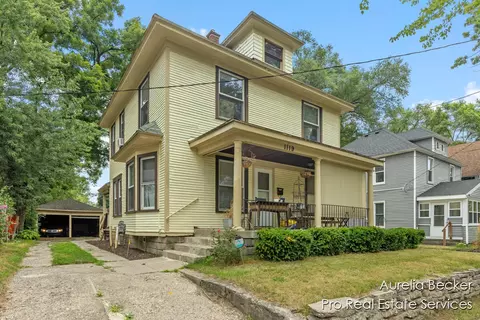 1119 Thomas, Grand Rapids, MI 49506
