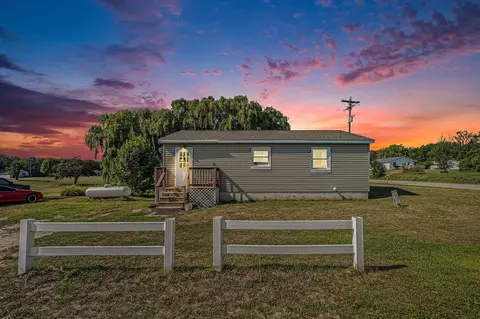 1993 S Custer, Custer, MI 49405