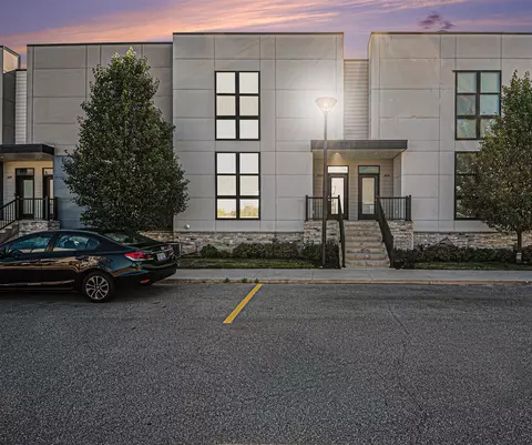 6022 Port Vw, Grand Rapids, MI 49512