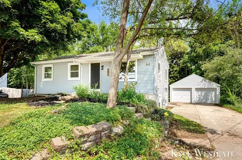 101 60th, Grand Rapids, MI 49548