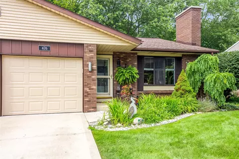 476 Amity #18, Douglas, MI 49406