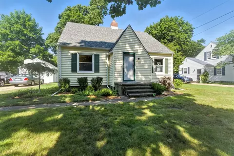 425 N Linden, Marshall, MI 49068