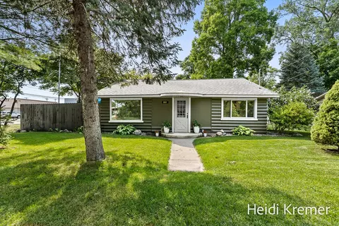 201 Rex, Spring Lake, MI 49456