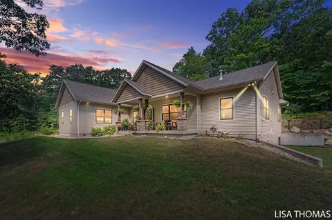 8685 Greeley, Rockford, MI 49341