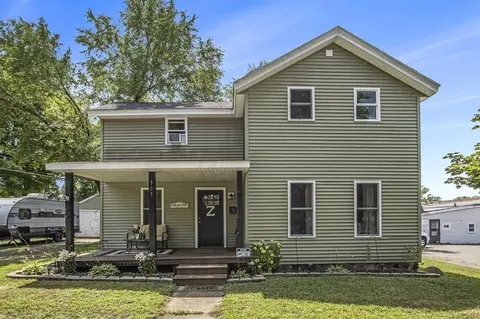305 Pearl, Three Rivers, MI 49093 photo 4