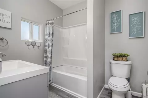 305 Pearl, Three Rivers, MI 49093 photo 13