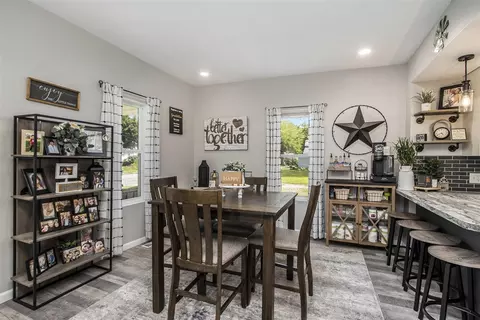 305 Pearl, Three Rivers, MI 49093 photo 6