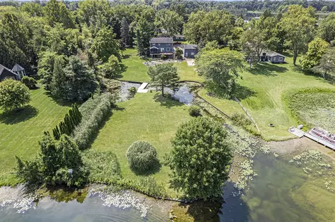1341 Orchard, Marshall, MI 49068 photo 2