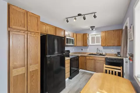 Kitchen - 3931 E Shr, Stanton, MI 48888 photo 2 of 4
