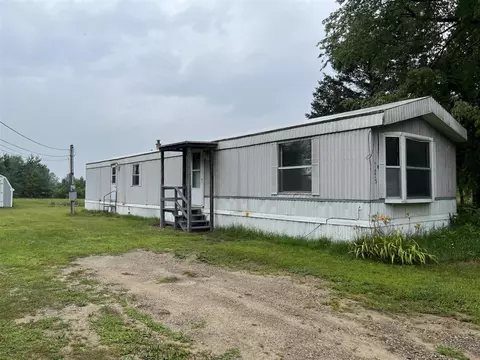 975 N Dickinson, Hesperia, MI 49421