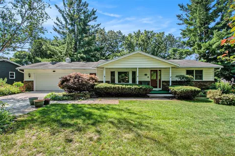 3368 Hidden Hls, Grand Rapids, MI 49546