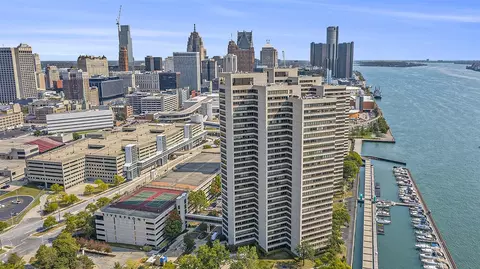 1001 W Jefferson #4G, Detroit, MI 48226