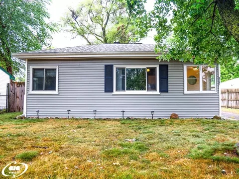 3187 Stratford, Wyoming, MI 49509