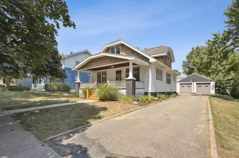 907 Roger, Grand Rapids, MI 49544