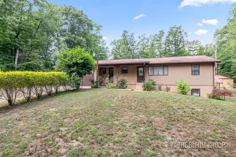 10657 104th, West Olive, MI 49460