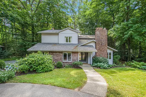273 Portchester, Holland, MI 49424
