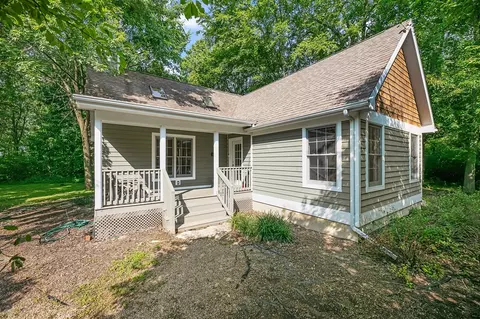 405 Three Oaks Woods, Three Oaks, MI 49128