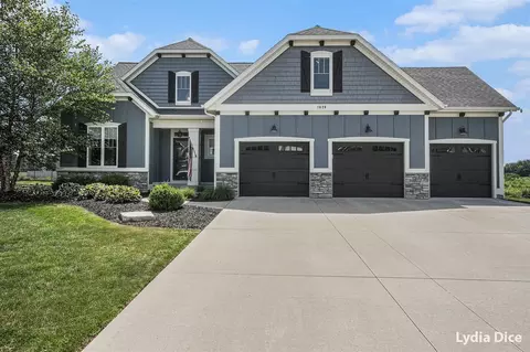 1620 Kingsland, Byron Center, MI 49315