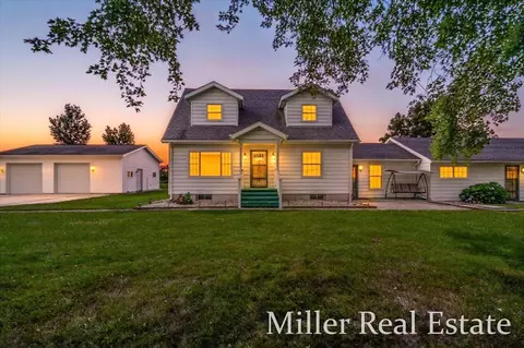 8989 Nash, Clarksville, MI 48815