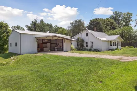 4438 Division, Mcbride, MI 48852 photo 5