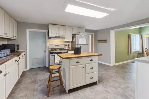 4438 Division, Mcbride, MI 48852 photo 16