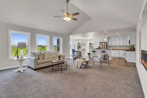 Living - 9502 Lee, Jackson, MI 49201 photo 1 of 3