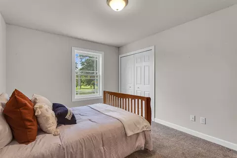 Bedroom - 9502 Lee, Jackson, MI 49201 photo 7 of 7