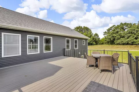 Exterior - 9502 Lee, Jackson, MI 49201 photo 5 of 9