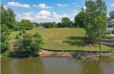 61830 Old 17, Centreville, MI 49032