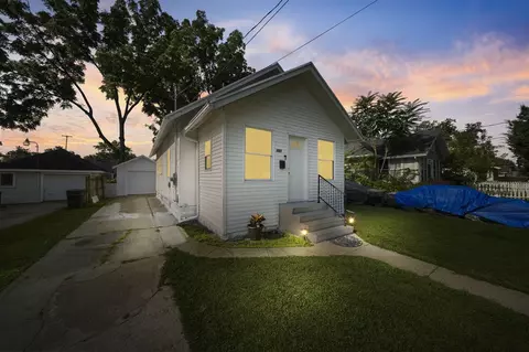 Exterior - 151 W Euclid, Jackson, MI 49203 photo 1 of 11