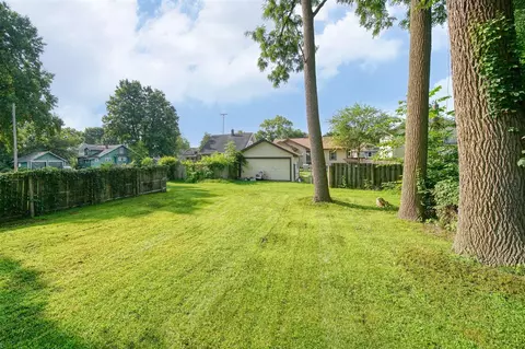 Exterior - 151 W Euclid, Jackson, MI 49203 photo 7 of 11