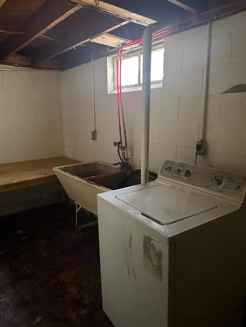 1364 Sutton, Flint, MI 48504 photo 10