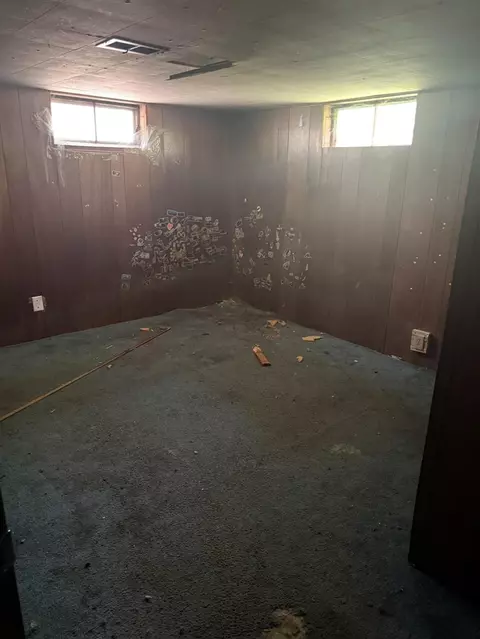1364 Sutton, Flint, MI 48504 photo 8