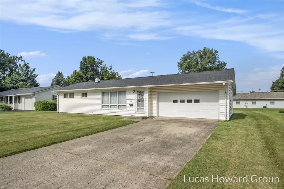 Exterior - 908 Meadowlane, Sturgis, MI 49091 photo 6 of 6