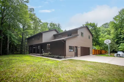 4983 W W Riv, Muskegon, MI 49445