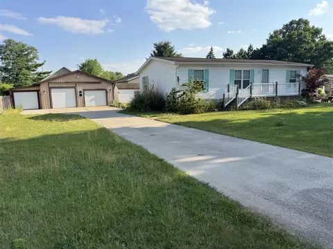 8160 E Ray, Newaygo, MI 49337