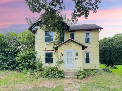 310 Edgar Bergen, Decatur, MI 49045
