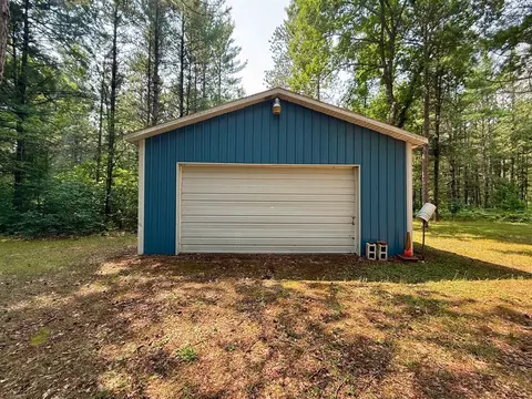 333 E 20th St, Baldwin, MI 49304 photo 5