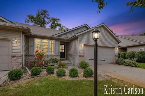 4886 Castle Hls, Rockford, MI 49341