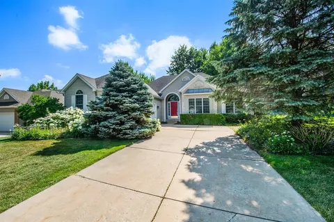 988 Windshire, Grand Rapids, MI 49546