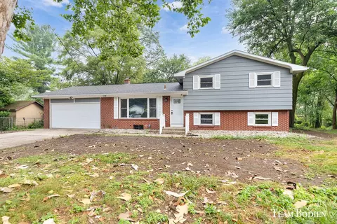 1479 Brookwood, Kentwood, MI 49508