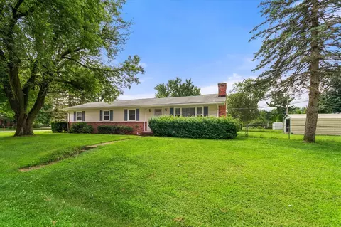 60551 Marjorie Ann, South Lyon, MI 48178